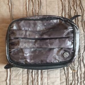 Lululemon makeup bag